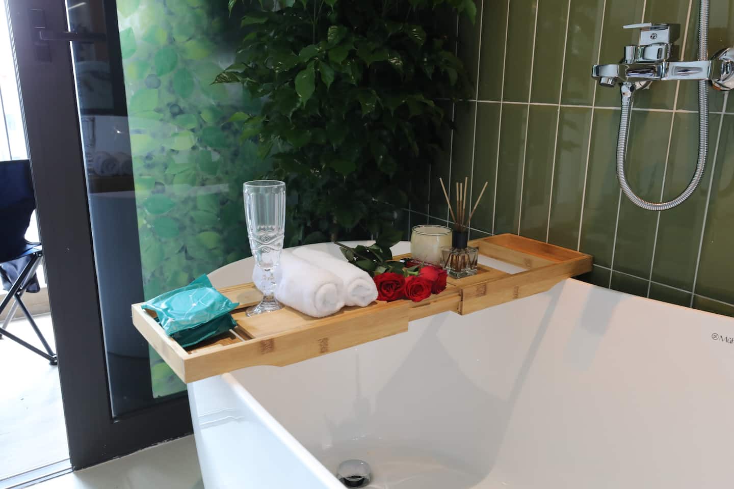 Atutu Home Landmark 1PN + bồn tắm — ảnh 19