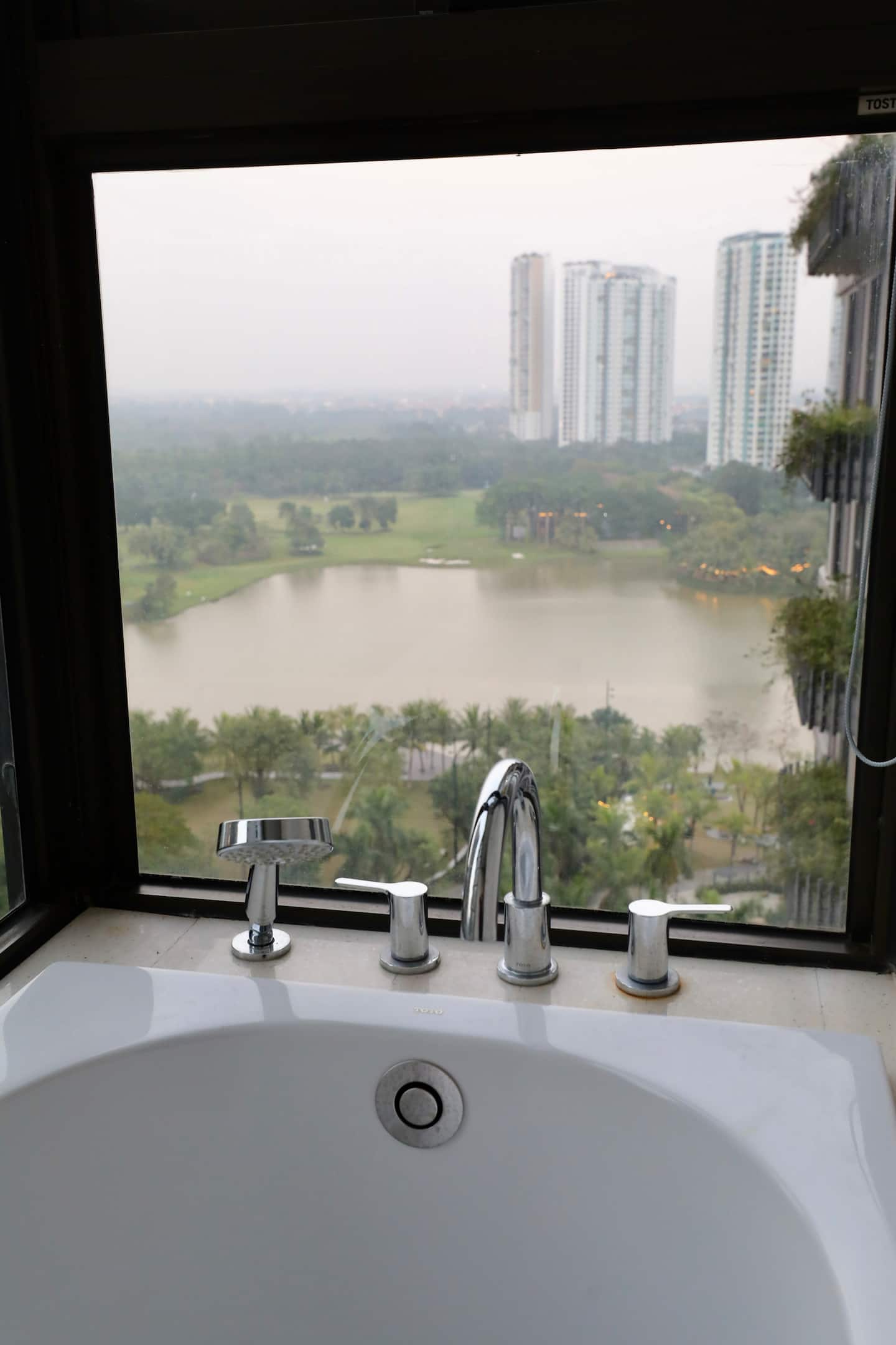 Atutu Home Swanlake 2PN + bồn tắm — ảnh 40